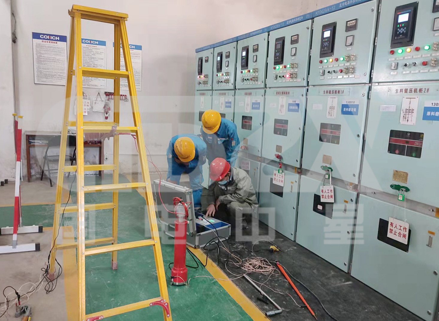 試驗(yàn)現(xiàn)場(chǎng).jpg 試驗(yàn)現(xiàn)場(chǎng).jpg